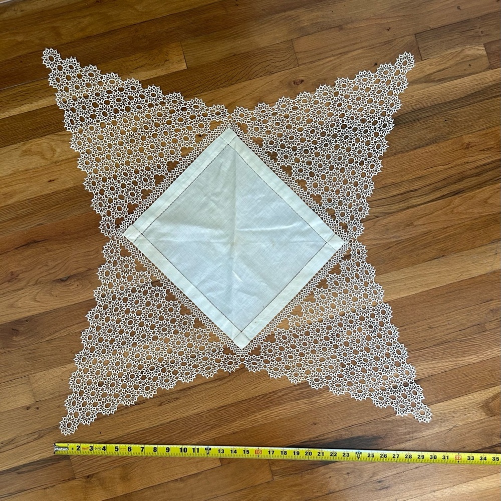 Vintage Table top Doily